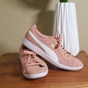 Pink Suede Puma sneakers